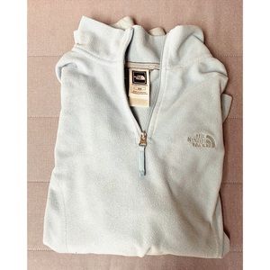 North face Pullover sizeM